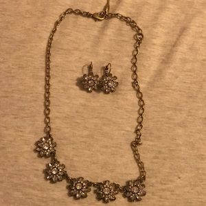 Chloe + Isabel Mirabelle Petite Collar N&E